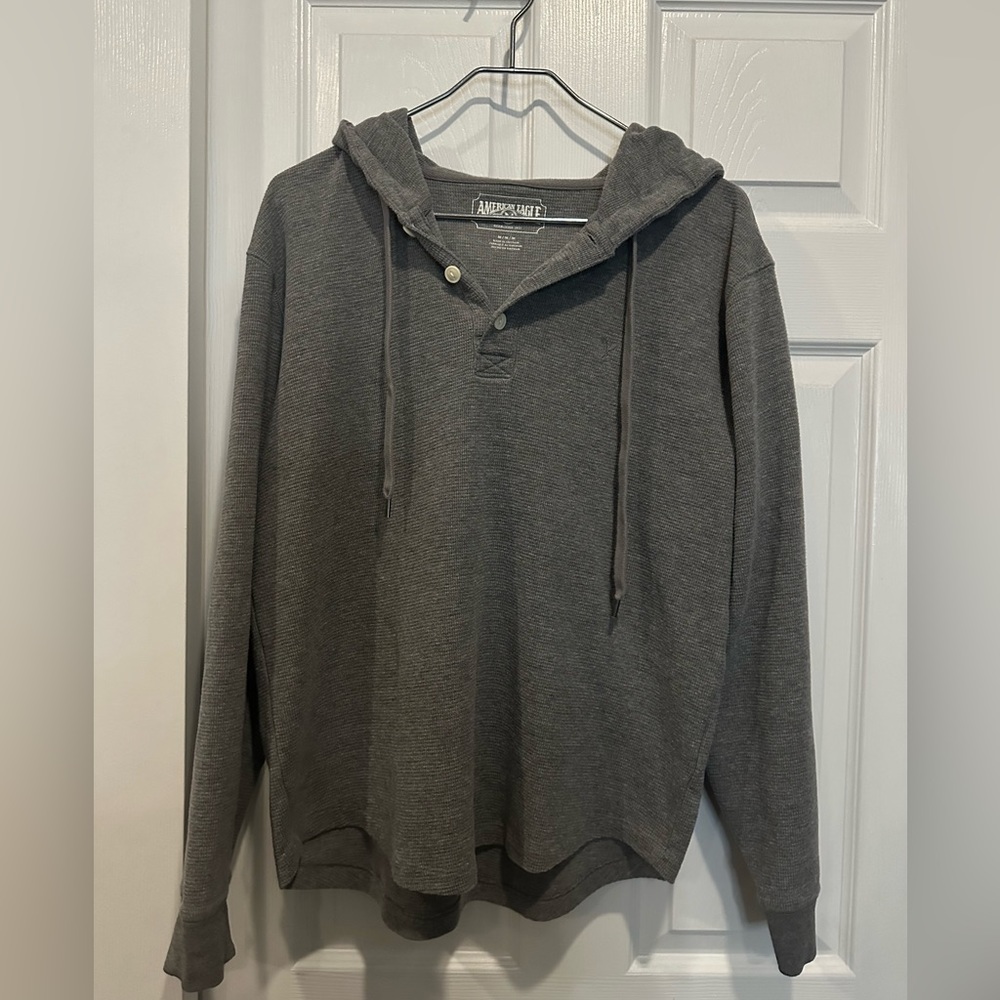 American Eagle long sleeve